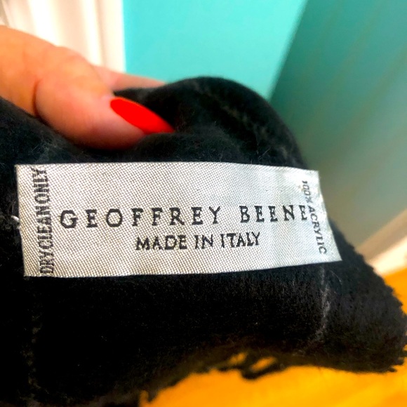 Geoffrey Beene scarf - Picture 5 of 5